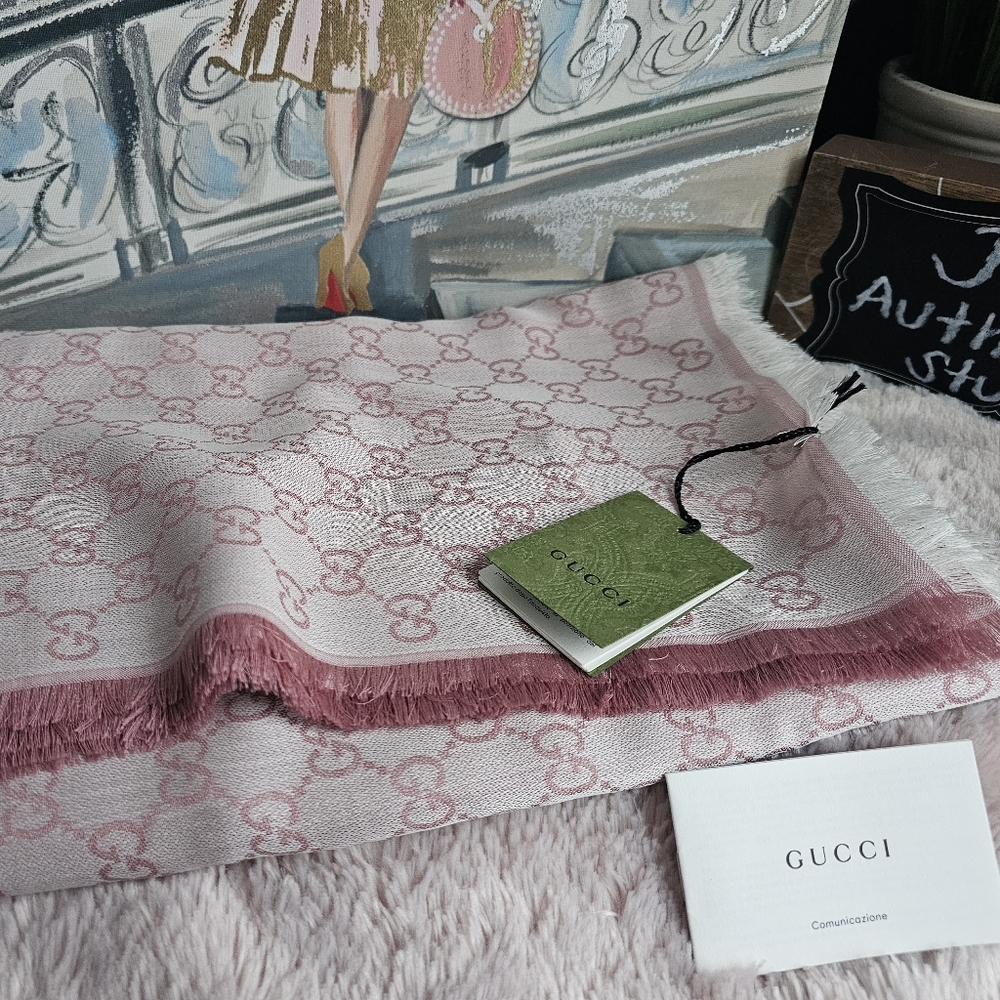 Gucci Pink Monogram Wool Fringed Square Scarf, brand new